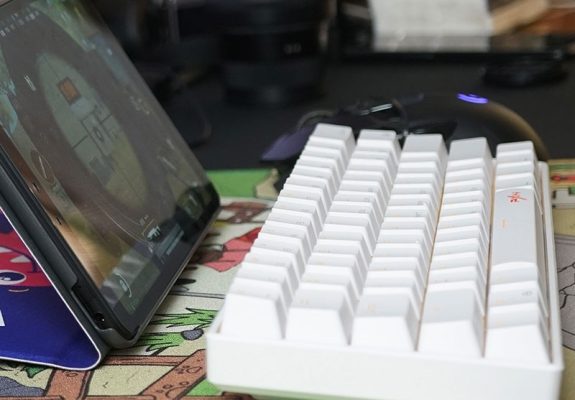 Bàn phím cơ chơi game cho điện thoại